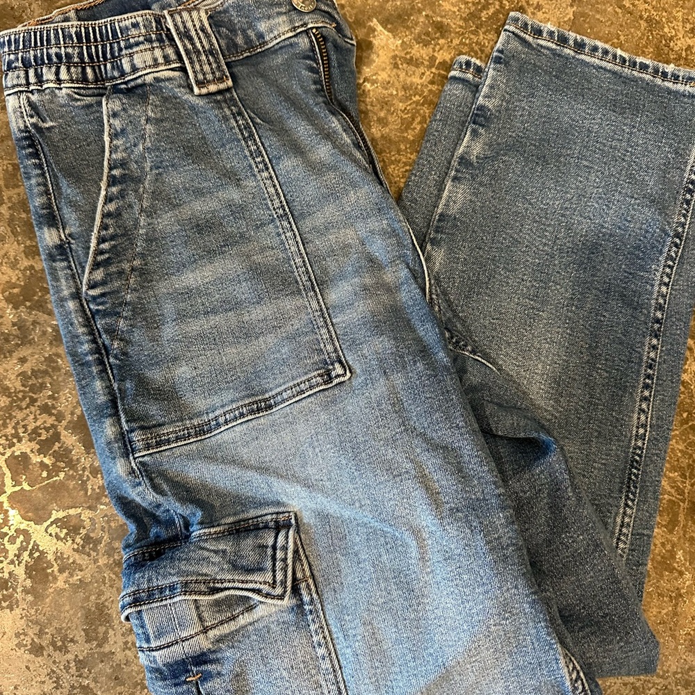 American Eagle Outfitters Relaxed Light Blue Jeans